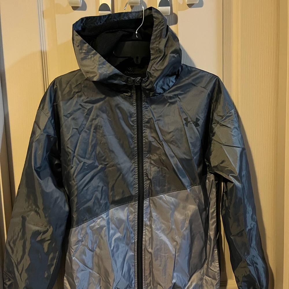 Under Armour Gray Hooded Jacket for juniors